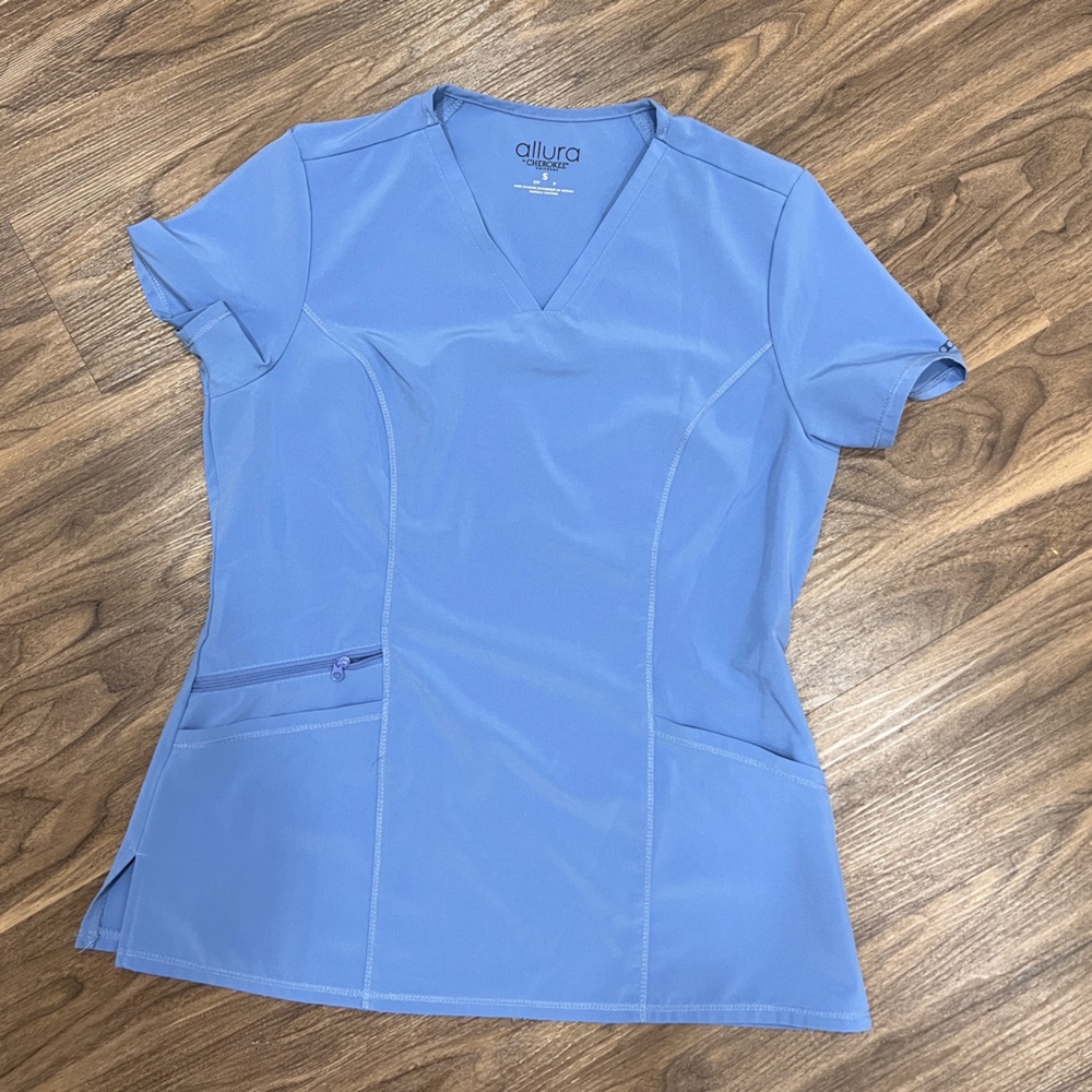 Ceil blue Allura Cherokee Scrub Set